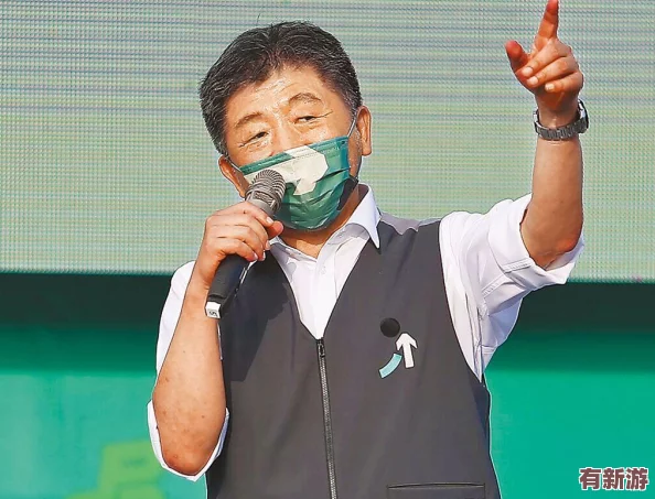 男生和女生一起萝卜碰萝卜