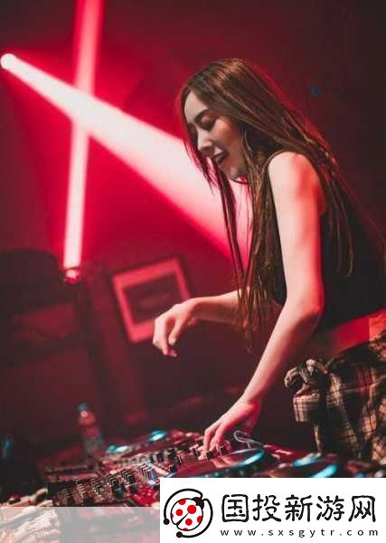dj一个女的嗯嗯的叫什么