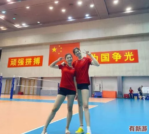 站着从后面是不是要紧一些姐妹俩