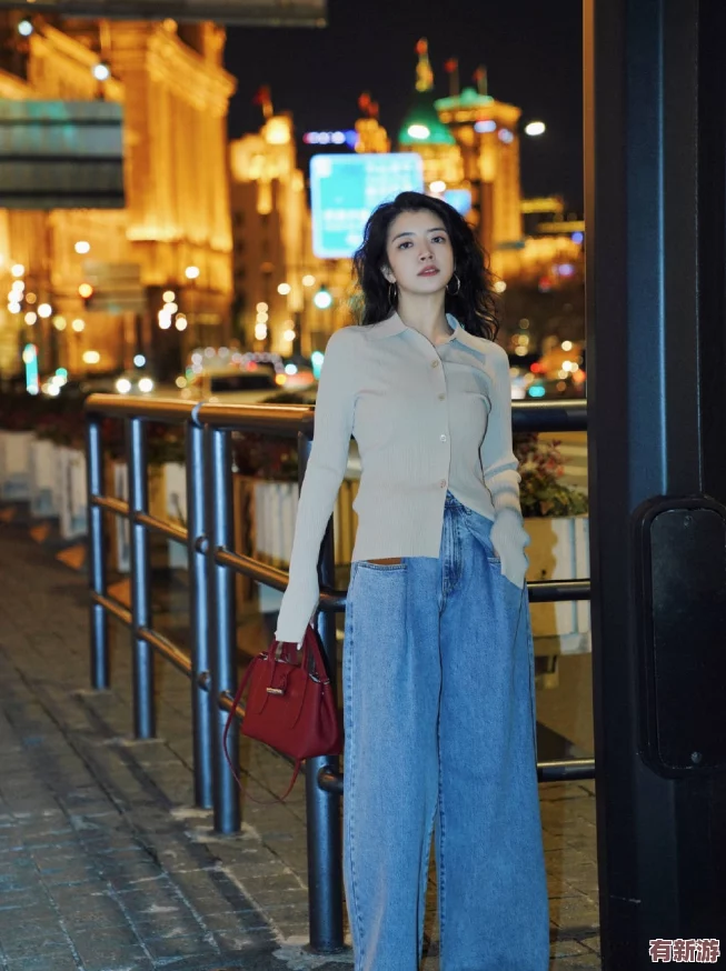 甘雨挤羊奶后衣服