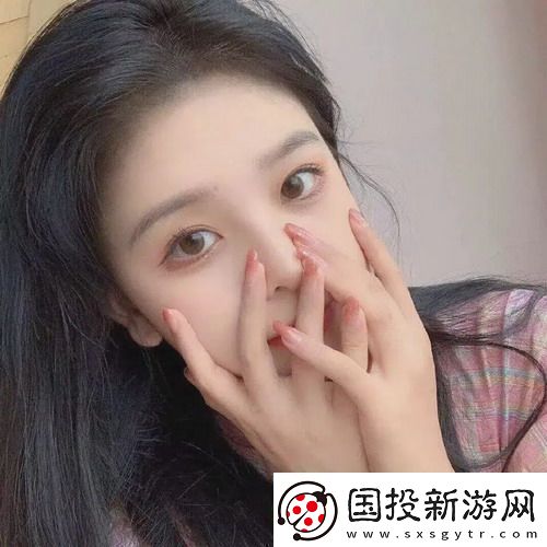 一边下奶一吃敷面膜视频60分钟网友感叹