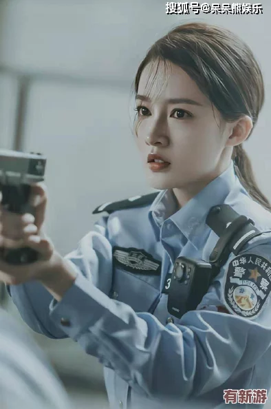 亚洲国产精品警花张津瑜