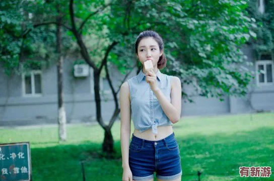 白丝校花扒