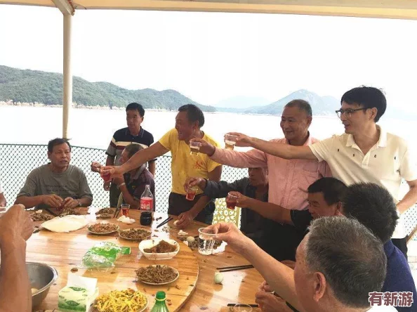 小刘与全村老***作者背景资料