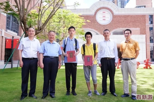 小刘与全村老***作者背景资料