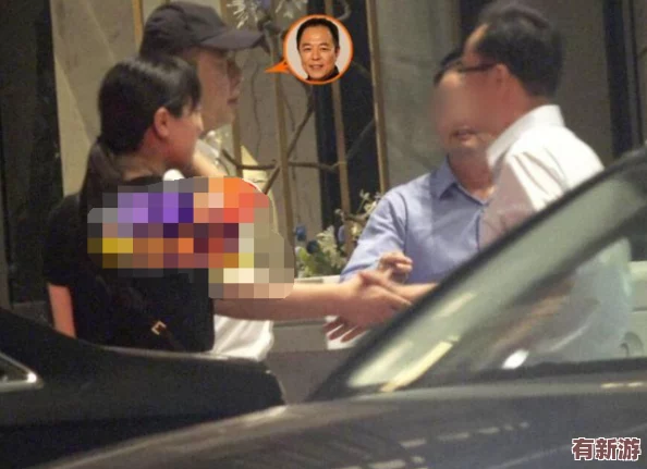 坤坤和桃子碰到一起视频引发热议