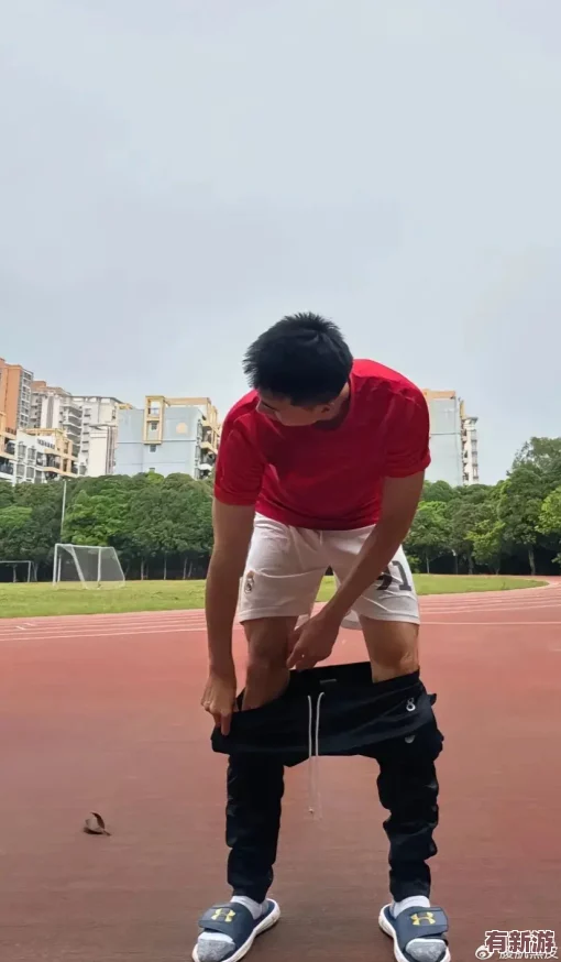 体育生超大根**引发热议