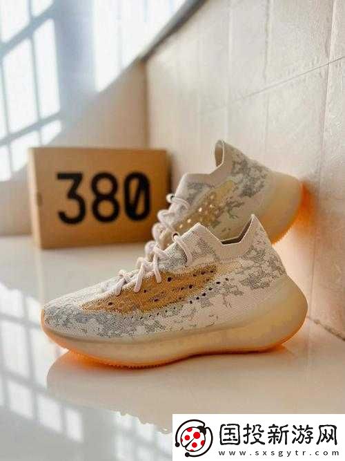 挖掘YEEZY380