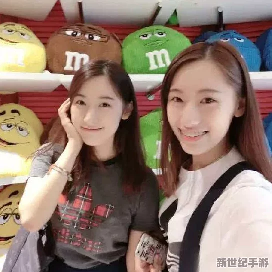 共享双胞胎齐娜齐琳