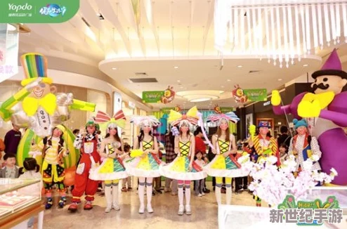 YHLNG发布萌白酱圣诞节定制