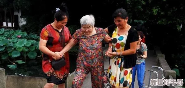 中国老太奶裸交BBW