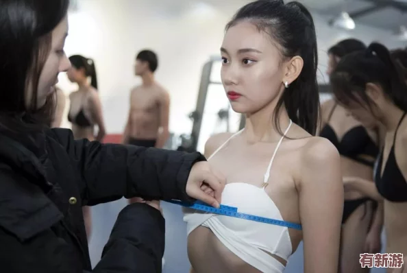 *****裸殖生器的艺术表现与社会反响探讨