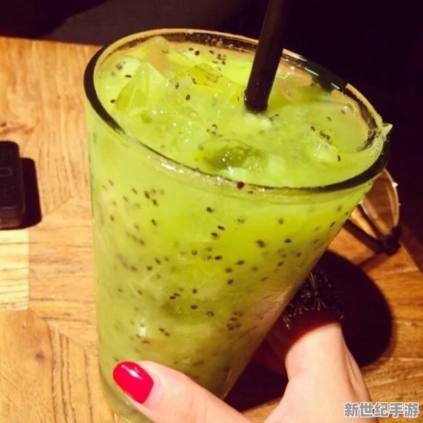 香蕉草莓芭乐鸭脖奶茶千层浪