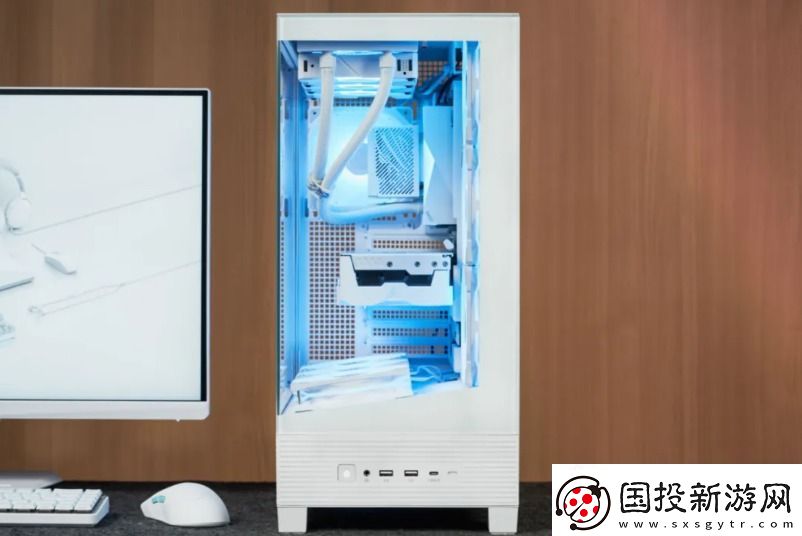 新品登场!华硕A31览界机箱一览无余