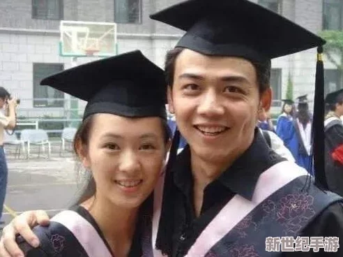 黄金网站app在线视频大全免费!某知名明星与神秘富豪传绯闻