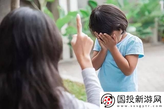 “听爹妈‘演奏’尴尬乐章