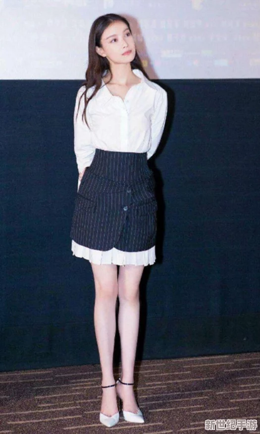 英语老师乖乖晚下裙子