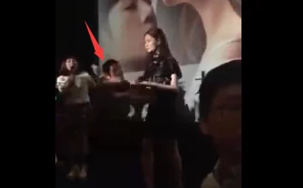 韩国大尺度吃奶床戏引发热议
