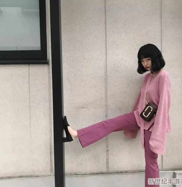 震惊！6一12娇小未成XXXⅩHD年引发社会关注