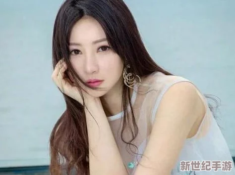 潘春春的大尺度裸乳引发热议