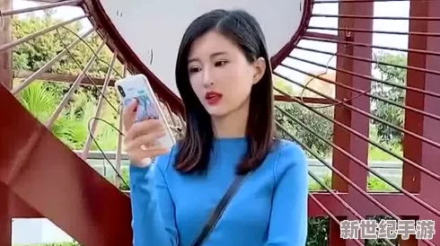 美女野外勾搭路人做爰