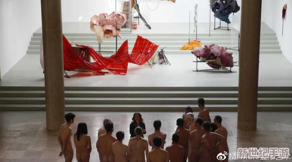 亚洲裸体大白屁股XXX