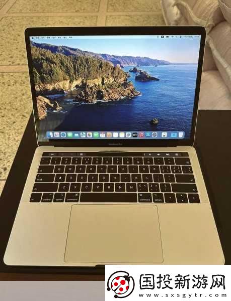 1819macbookpro18