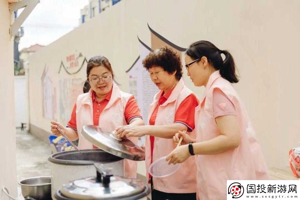 老人玩小处雌女