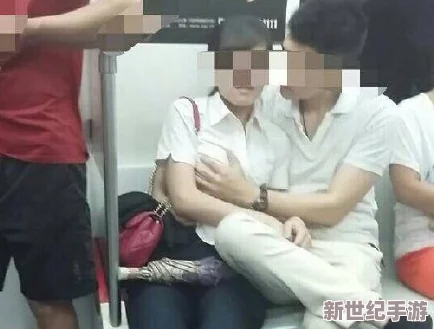 摸下面吃胸湿吻视频网站