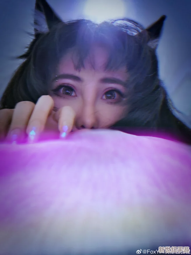 孟狐狸浴室惊现神秘客