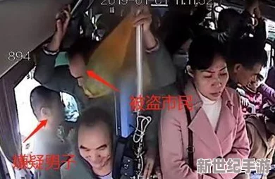 公交车乱轮事件引发市民热议