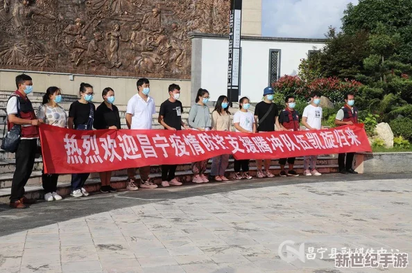 射漂亮黑b丝女网友认为这种风格独特且吸引眼球