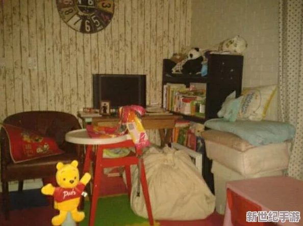 妺妺晚上来我房间和我做了这让我感受到友谊的温暖与支持