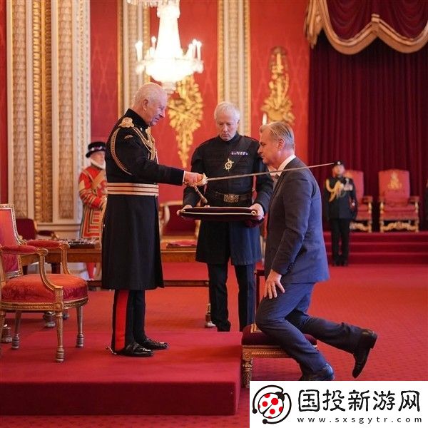 导演诺兰及其配偶受封爵士
