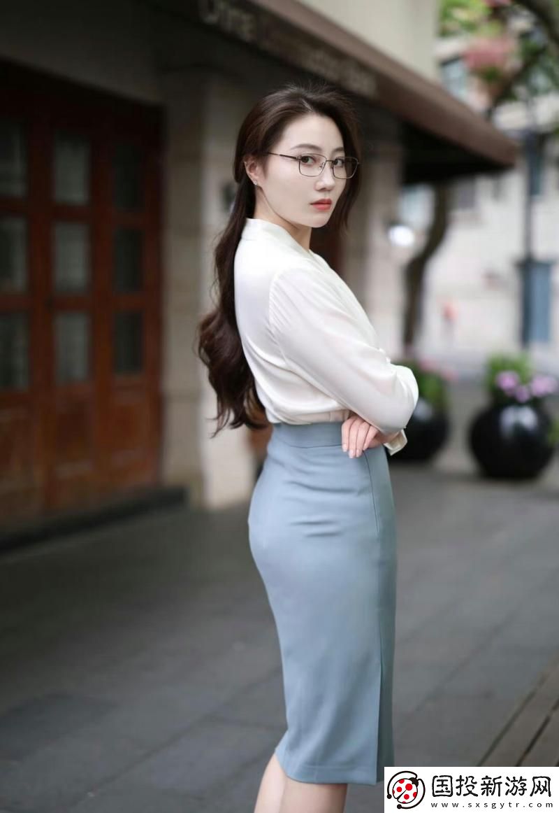 探索“丰满的女邻居三级”的多重意象