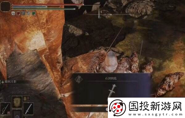 艾尔登法环亚坛高原石剑钥匙在哪