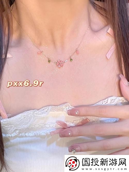 探索“XXX性摘花69XX”的背后含义与影响