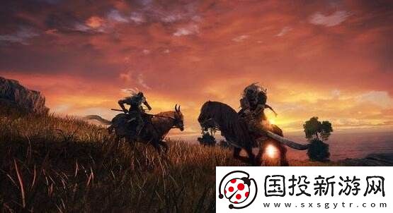 艾尔登法环名刀月隐和长牙哪个强