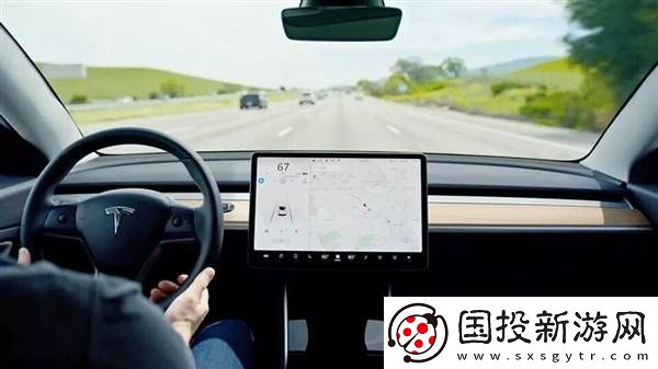特斯拉力挺纯视觉自动驾驶