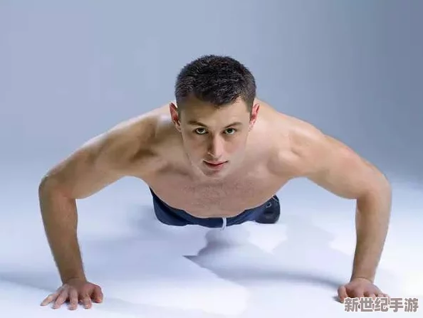 成年男人裸j照无遮挡最新消息近日有网友爆料称某知名健身博主在社交平台上发布了自己的私密照片