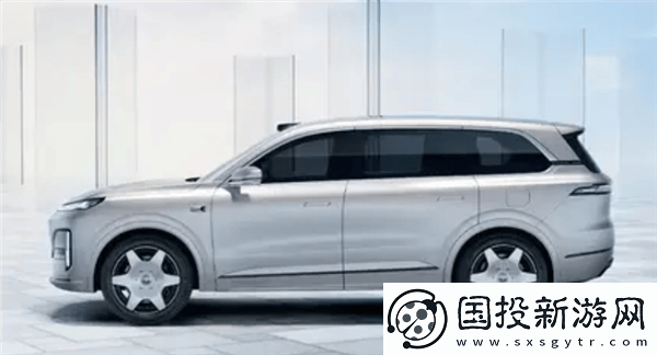 深蓝S09实车亮相