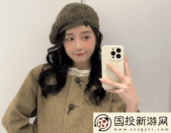 12345回应徐娇劝阻男子餐厅抽烟