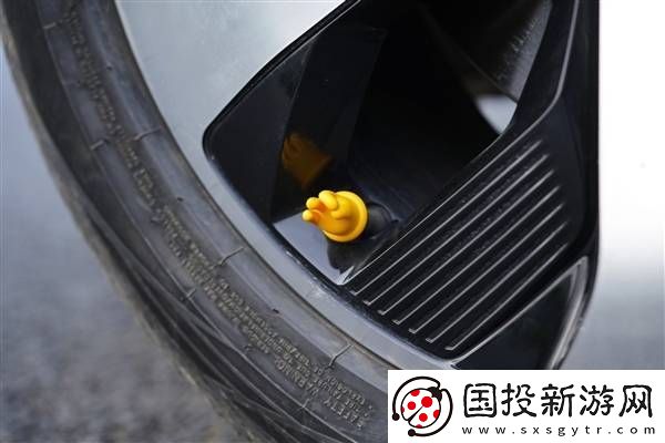 小米汽车新年福利