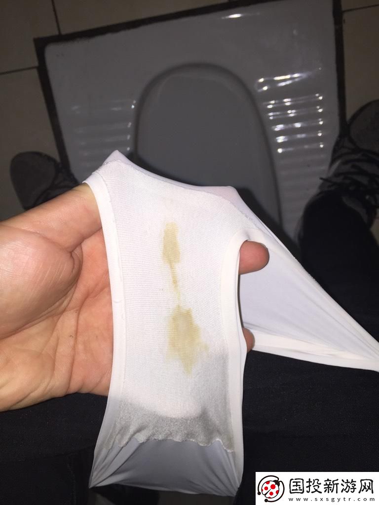 “潮湿润漉科技玩意