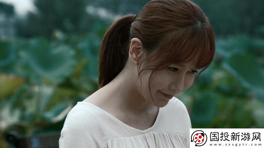 我女朋友的妈妈双字ID5