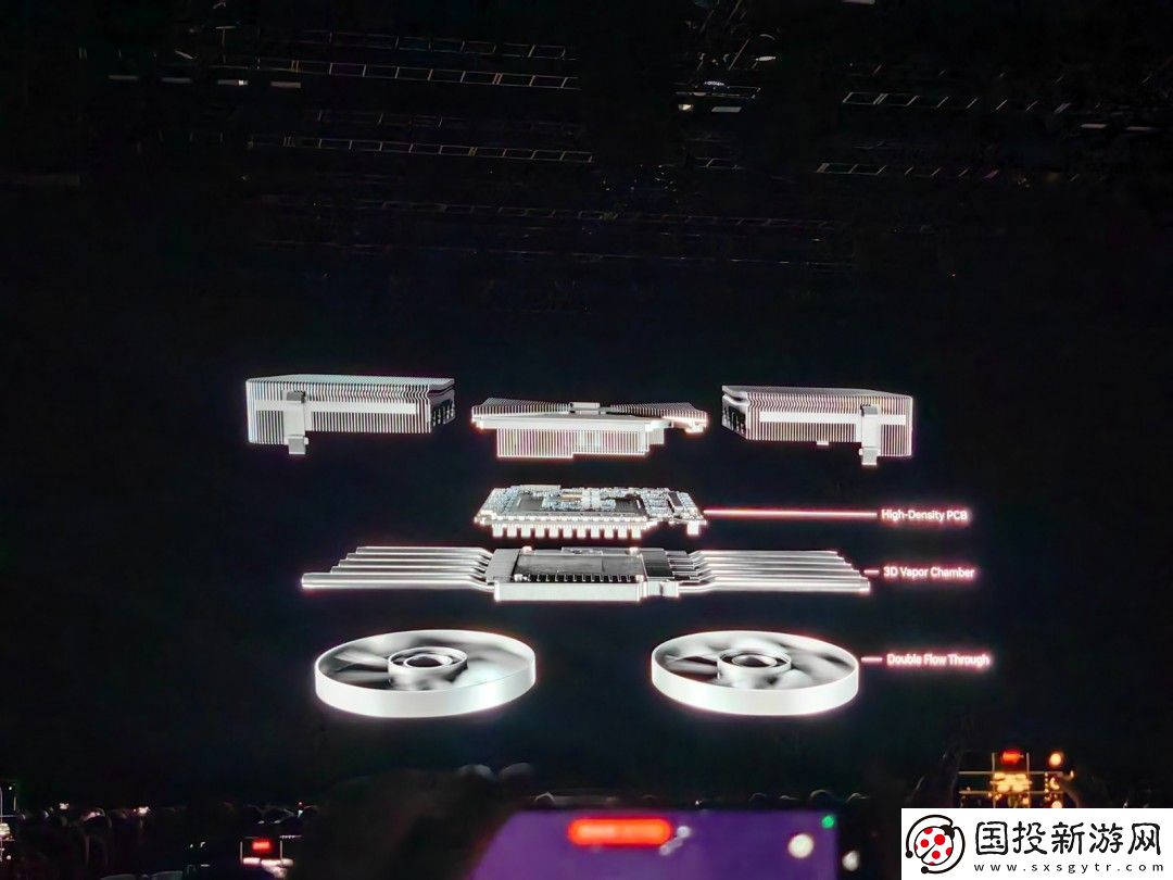 RTX5090公版卡采用液态金属散热