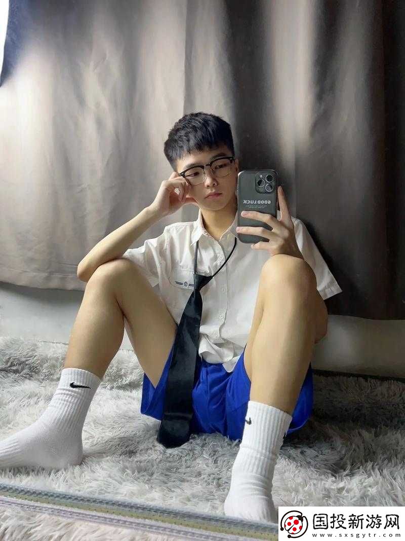 彩虹男孩小蓝