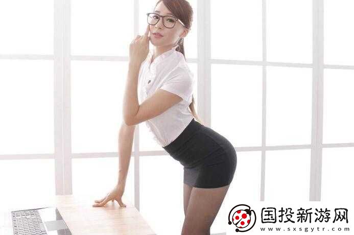 鳮巴又大又爽我高潮了**疯狂的日子里