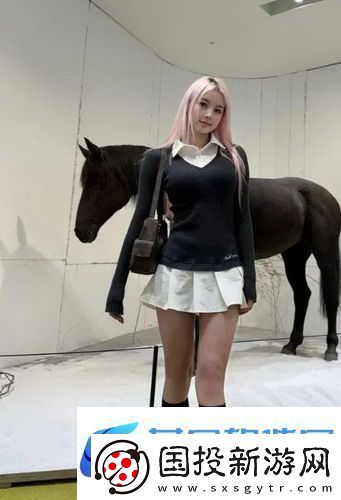 女被c扒衣服种草莓