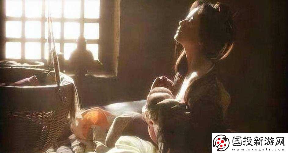 古代场景中被撕开内衣吸奶头的旖旎风情